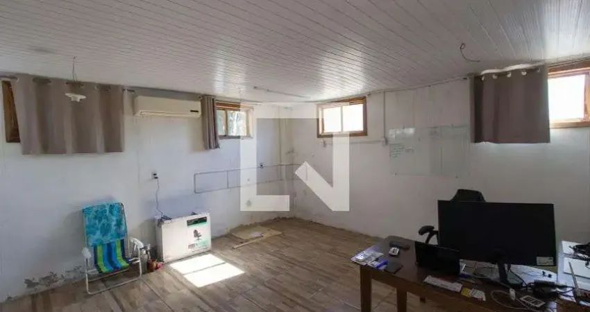 Casa para Venda - Feitoria, 1 Quarto,  195 m² - São Leopoldo
