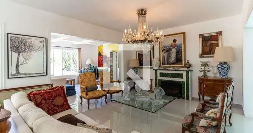 Casa para Venda - Pacaembu, 3 Quartos,  400 m² - São Paulo