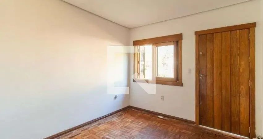 Casa para Venda - Cavalhada, 3 Quartos,  180 m² - Porto Alegre