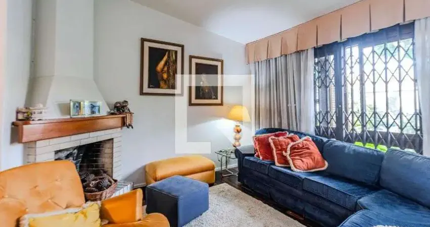 Casa para Venda - Partenon, 4 Quartos,  230 m² - Porto Alegre