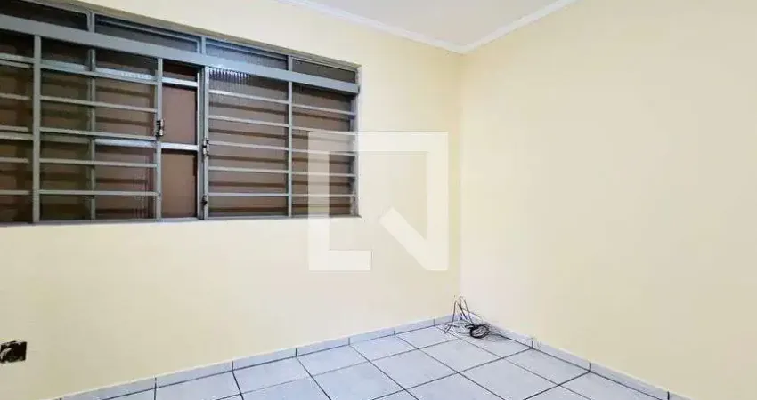 Casa para Venda - Picanço, 2 Quartos,  300 m² - Guarulhos