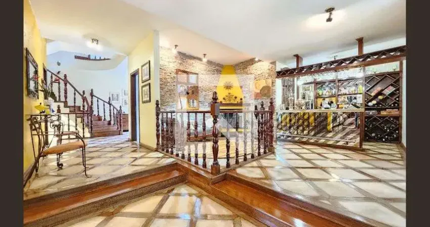 Casa para Venda - Santa Lúcia, 5 Quartos,  513 m² - Belo Horizonte