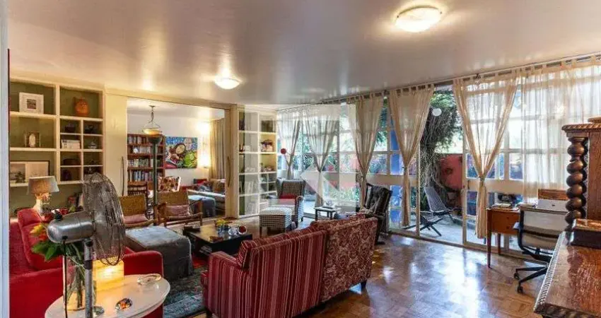 Casa para Venda - Pacaembu, 4 Quartos,  469 m² - São Paulo
