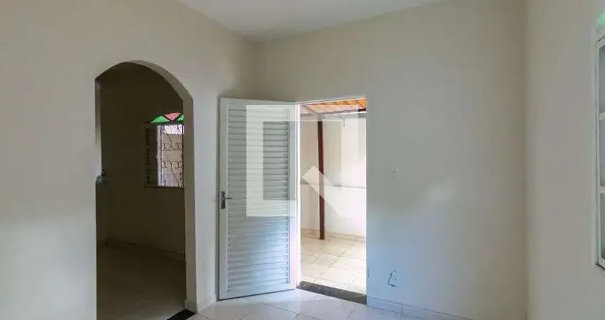 Casa para Venda - Cinquentenário, 1 Quarto,  420 m² - Belo Horizonte