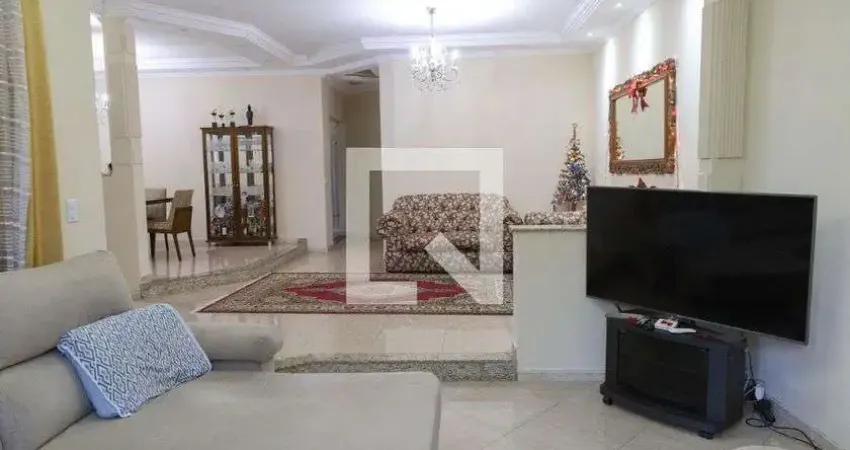 Casa para Venda - Vila Galvão, 5 Quartos,  450 m² - Guarulhos