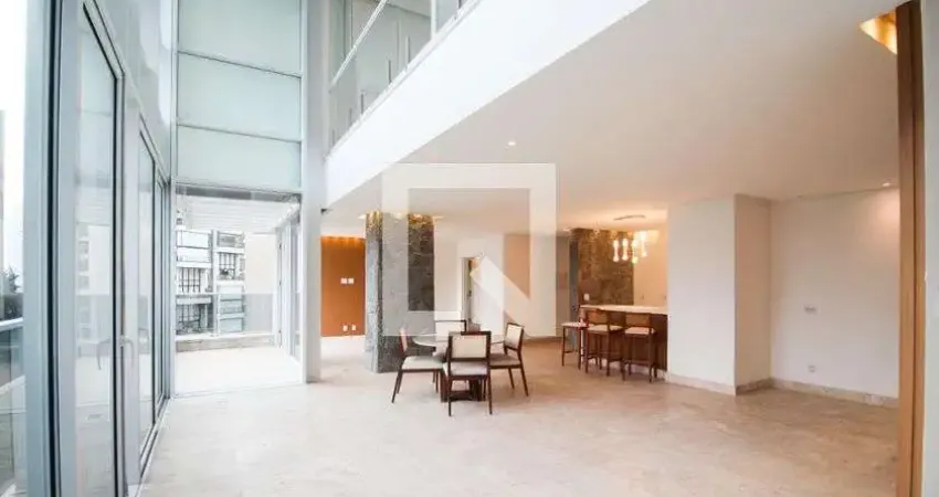Apartamento para Venda - Itaim Bibi, 2 Quartos,  200 m² - São Paulo