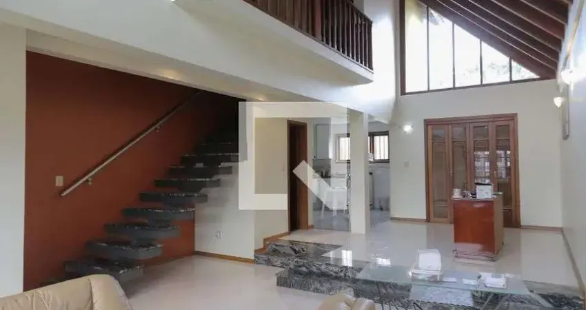 Casa para Venda - Nonoai, 3 Quartos,  250 m² - Porto Alegre