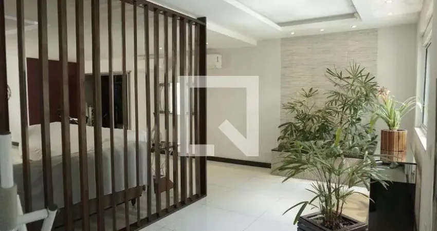 Casa para Venda - Del Castilho, 6 Quartos,  700 m² - Rio de Janeiro