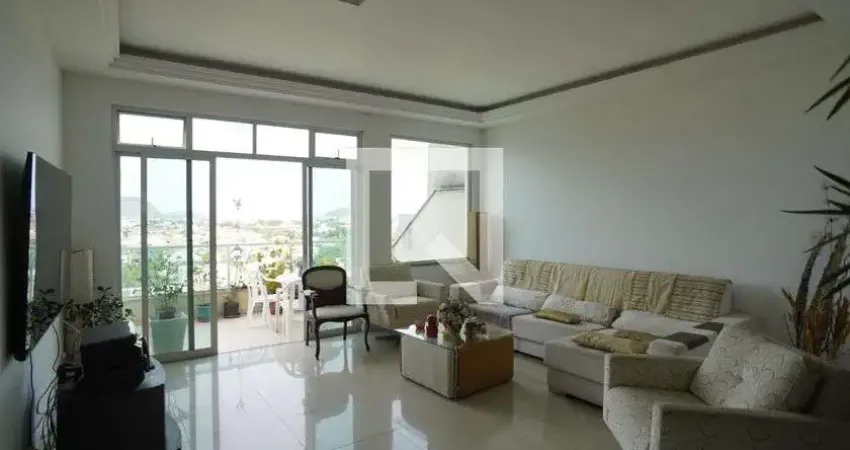 Casa para Venda - Piratininga, 6 Quartos,  336 m² - Niterói