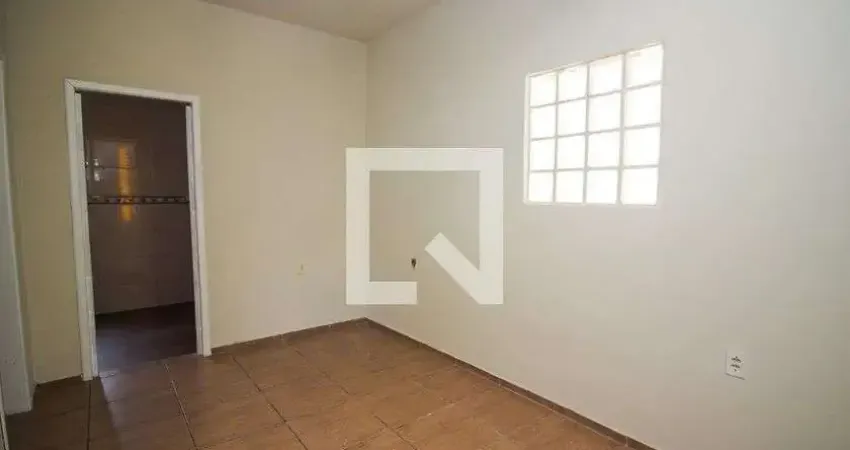 Casa para Venda - Cavalhada, 3 Quartos,  70 m² - Porto Alegre