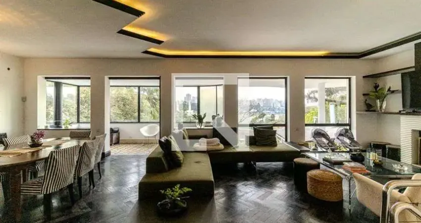 Casa para Venda - Higienópolis, 4 Quartos,  550 m² - São Paulo