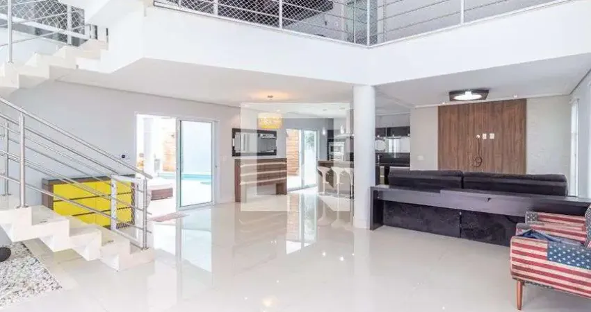 Casa para Venda - Bussocaba, 4 Quartos,  550 m² - Osasco