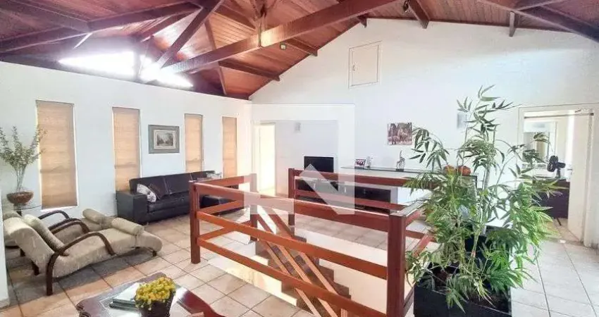 Casa para Venda - Trevo, 3 Quartos,  404 m² - Belo Horizonte
