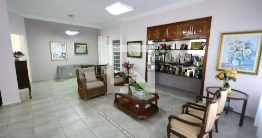Casa para Venda - Botafogo, 5 Quartos,  250 m² - Campinas