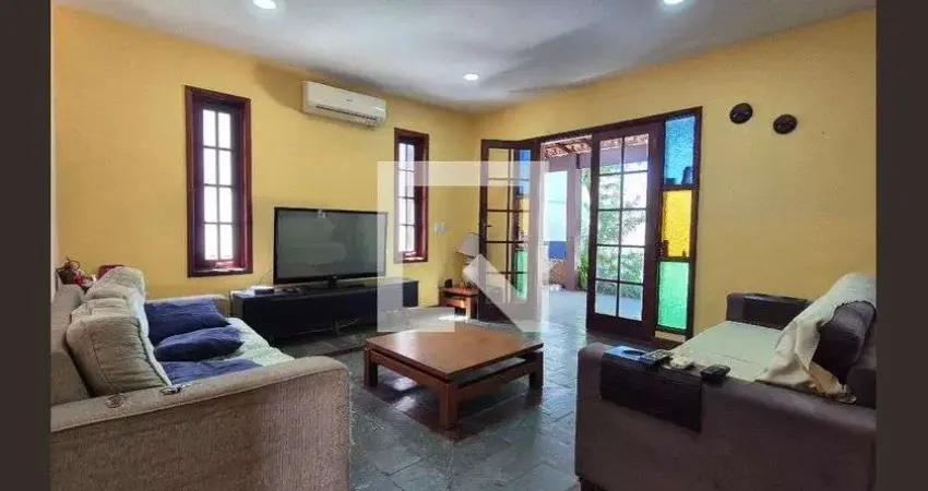 Casa para Venda - Barra da Tijuca - Marapendi, 3 Quartos,  470 m² - Rio de Janeiro