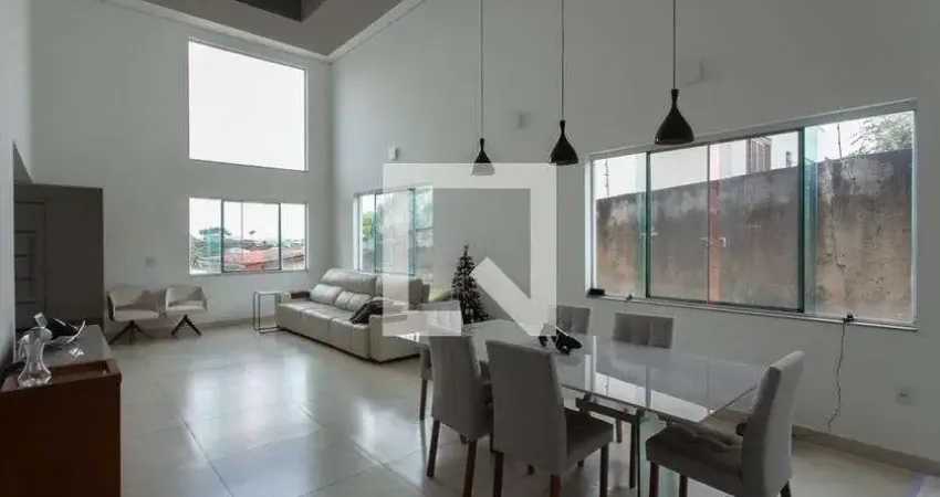 Casa para Venda - Garças, 3 Quartos,  599 m² - Belo Horizonte