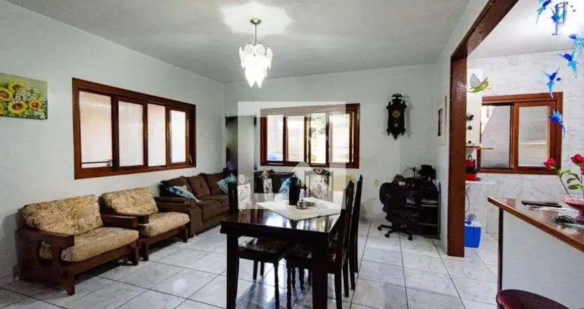 Casa para Venda - Bairro Fátima, 7 Quartos,  280 m² - Canoas