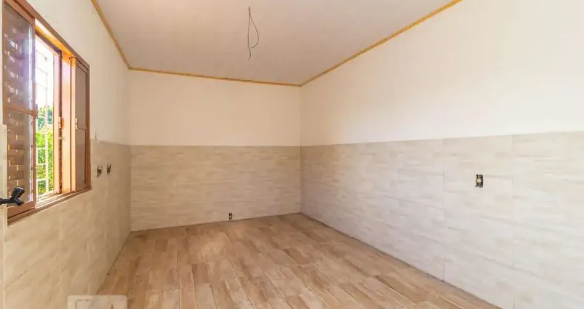 Casa para Venda - Camaquã, 1 Quarto,  30 m² - Porto Alegre
