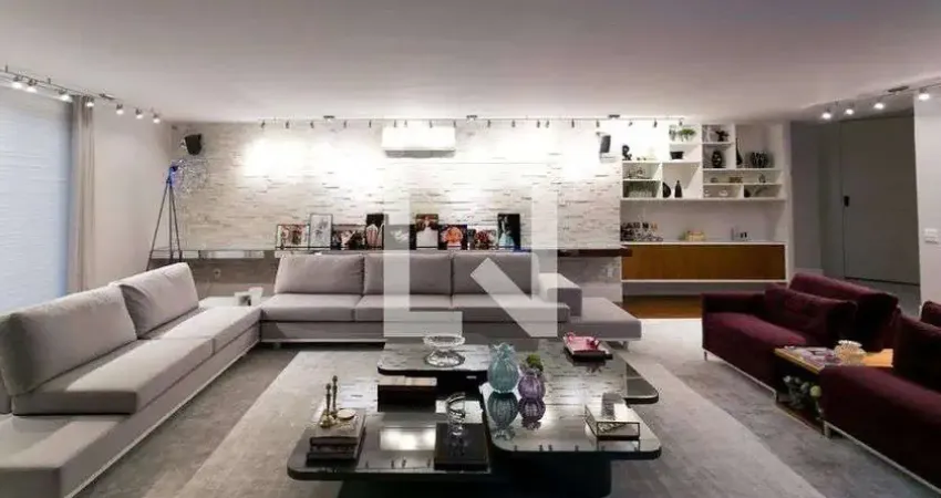 Apartamento para Venda - Pacaembu, 3 Quartos,  320 m² - São Paulo