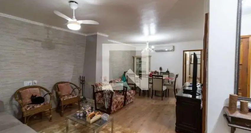 Casa para Venda - Cavalhada, 3 Quartos,  150 m² - Porto Alegre