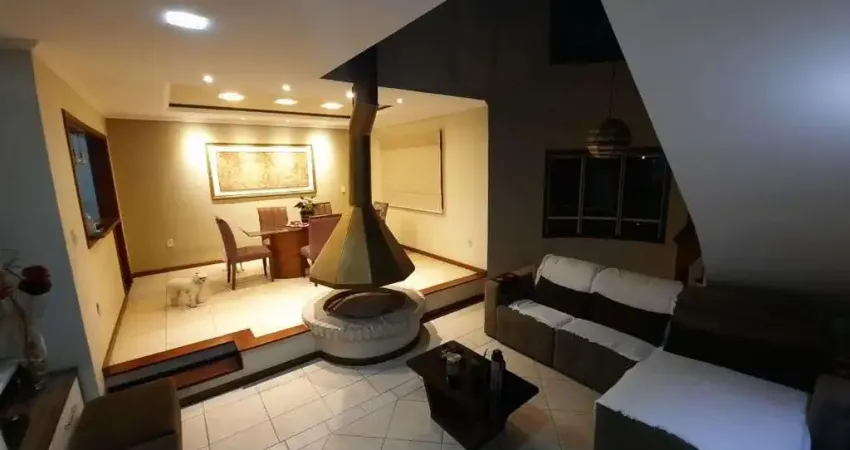 Casa para Venda - Estância Velha, 3 Quartos,  250 m² - Canoas