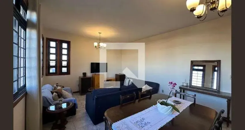 Casa para Venda - Caiçaras, 3 Quartos,  270 m² - Belo Horizonte