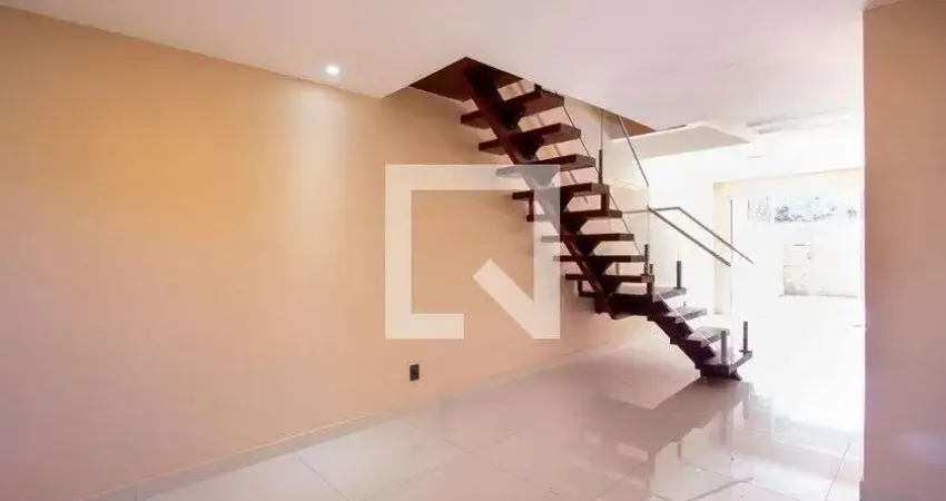 Casa / Sobrado em Condomínio para Venda - Camboinhas, 3 Quartos,  120 m² - Niterói