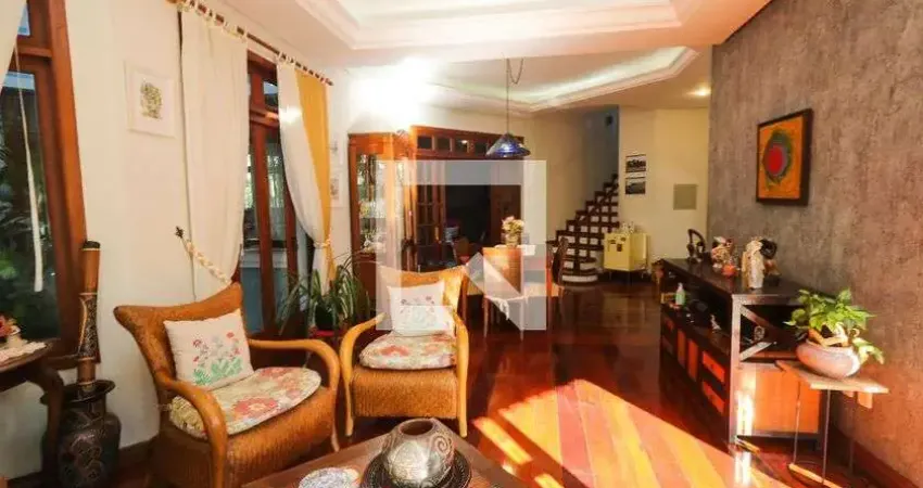 Casa / Sobrado em Condomínio para Venda - Cavalhada, 4 Quartos,  300 m² - Porto Alegre