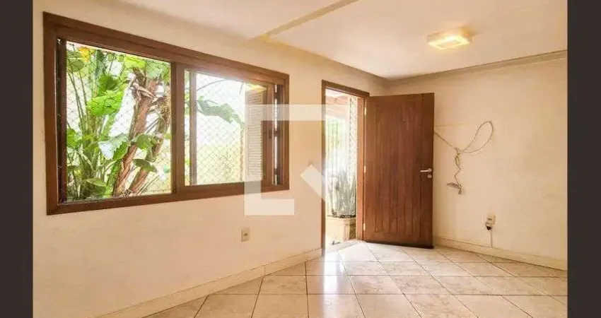 Casa para Venda - Sarandi, 3 Quartos,  100 m² - Porto Alegre
