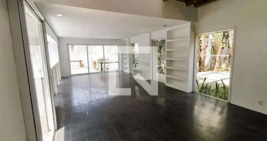 Casa para Venda - Morumbi, 3 Quartos,  335 m² - São Paulo