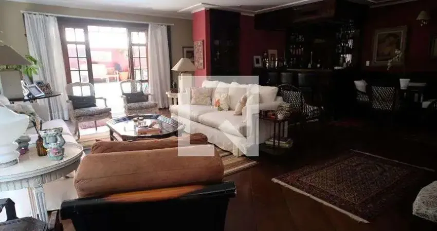 Casa para Venda - Vila Madalena, 5 Quartos,  450 m² - São Paulo