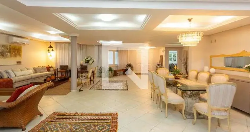 Casa para Venda - Vila Jardim, 5 Quartos,  976 m² - Porto Alegre