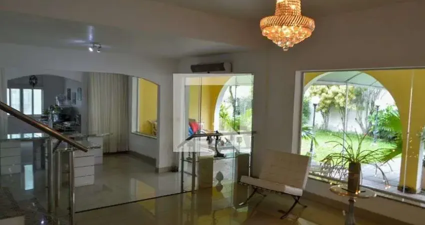 Casa para Venda - Taquara, 5 Quartos,  650 m² - Rio de Janeiro