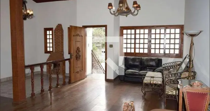 Casa para Venda - Vila Madalena, 3 Quartos,  300 m² - São Paulo