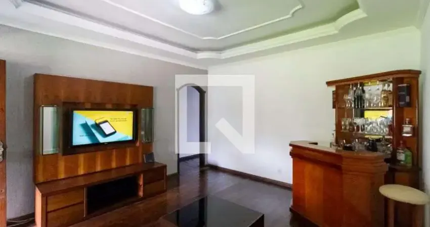 Casa para Venda - Castelo, 3 Quartos,  420 m² - Belo Horizonte
