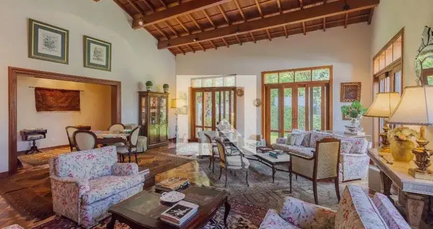 Casa para Venda - Alto de Pinheiros, 3 Quartos,  600 m² - São Paulo