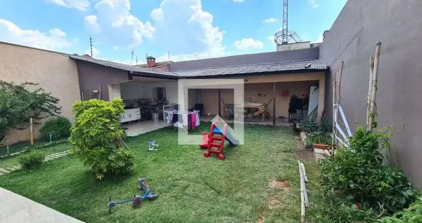 Casa para Venda - Ponte São João , 4 Quartos,  300 m² - Jundiaí