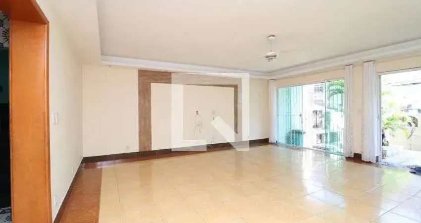 Casa para Venda - Moneró, 4 Quartos,  350 m² - Rio de Janeiro