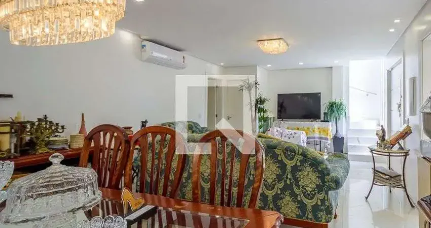 Casa para Venda - Tristeza, 3 Quartos,  490 m² - Porto Alegre