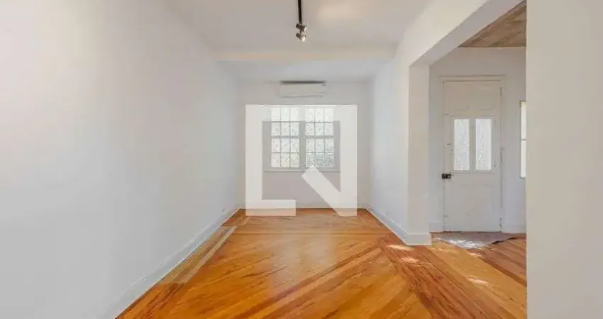 Casa para Venda - Jardim Europa, 3 Quartos,  240 m² - São Paulo