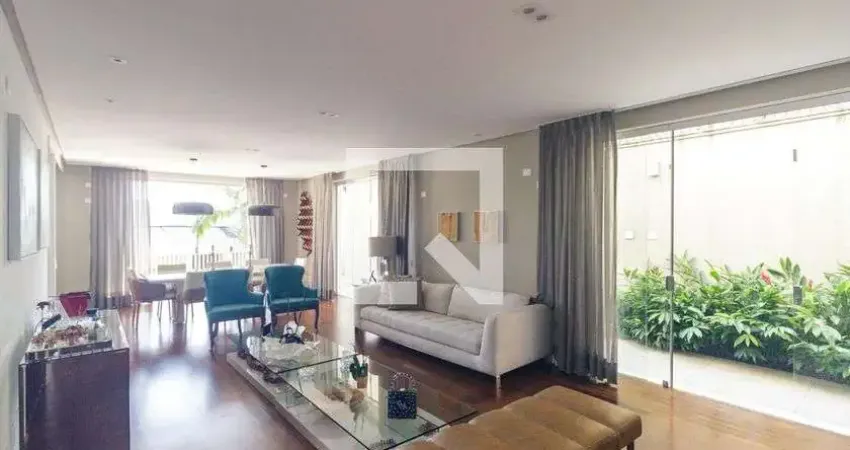 Casa para Venda - Pacaembu, 3 Quartos,  350 m² - São Paulo
