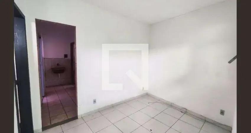 Casa para Venda - Piedade, 2 Quartos,  70 m² - Rio de Janeiro