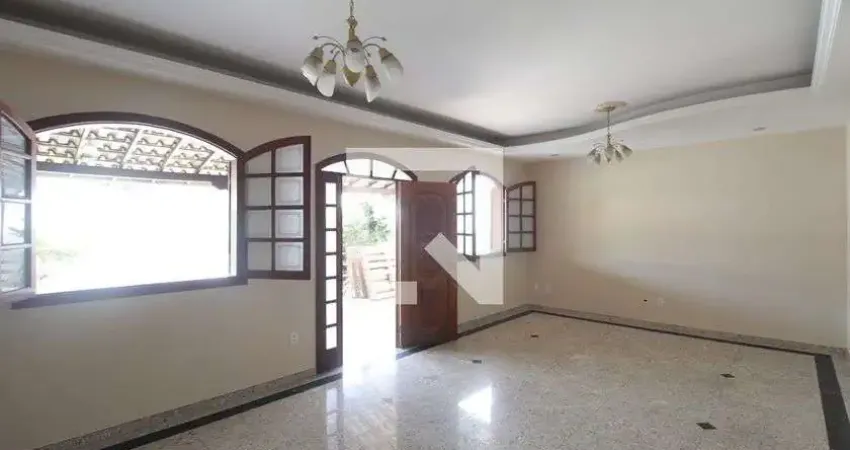 Casa para Venda - Céu Azul, 5 Quartos,  260 m² - Belo Horizonte