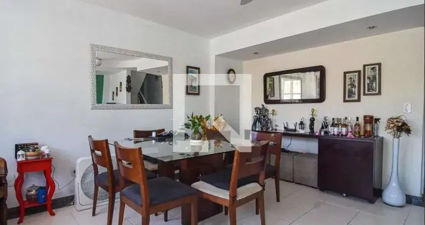 Casa para Venda - Camboinhas, 6 Quartos,  202 m² - Niterói