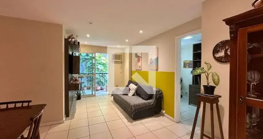 Apartamento para Venda - Laranjeiras, 2 Quartos,  84 m² - Rio de Janeiro