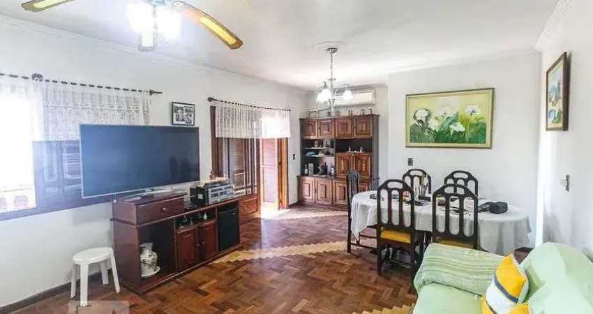 Casa para Venda - São João , 3 Quartos,  157 m² - Porto Alegre