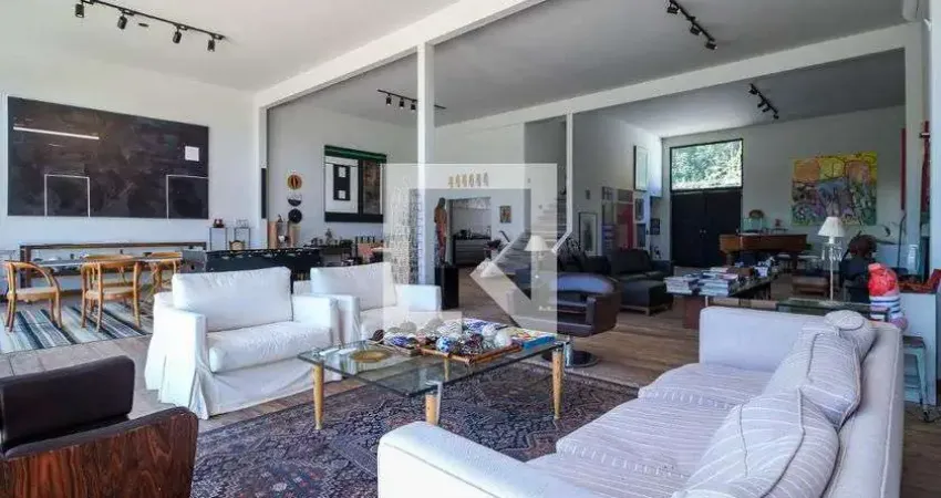 Casa para Venda - Morumbi, 2 Quartos,  700 m² - São Paulo