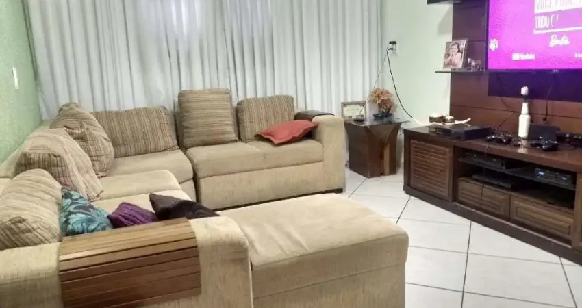 Casa para Venda - Carlos Prates, 5 Quartos,  200 m² - Belo Horizonte