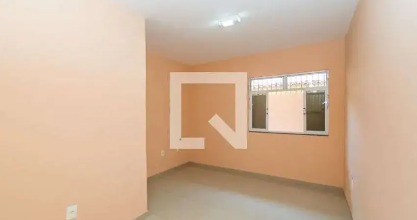 Casa para Venda - Penha, 1 Quarto,  56 m² - Rio de Janeiro