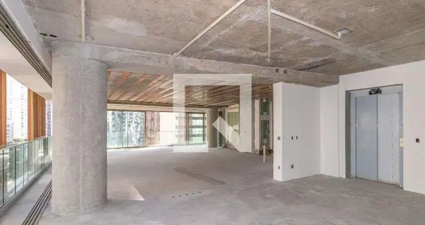 Apartamento para Venda - Itaim Bibi, 4 Quartos,  355 m² - São Paulo